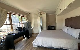 Suite Dreams Garden Dream Cottage